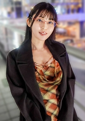The Negative, Bespectacled Girl Was Incredibly Sexy! This Serious Girl, Who Constantly Makes Negative Statements About Not Being Popular, Gets Her Sensitive Nipples Relentlessly Teased And Climaxes With An Anime-like Voice! At First She Was Hesitant To Even Kiss, But As She Experiences Pleasure, She Transforms Into A Sexy Mess! In The End, She Becomes So Sexy That She Sticks Out Her Tongue And Begs For More! [First Shoot] Applied For AV Online AV Experience Shoot 2544
