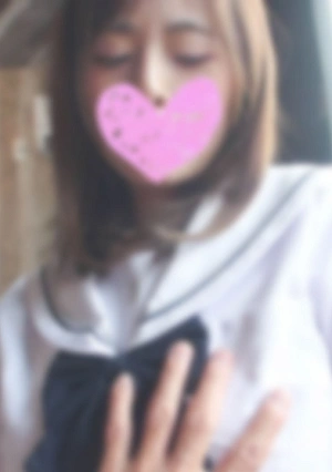 [Uncensored] Her Transparent Beauty In This School Uniform Will Make Everyone's Heart Flutter! A Gorgeous G-cup Busty Gravure Idol Goes On A Passionate, Intimate Date In A Pure School Uniform!!