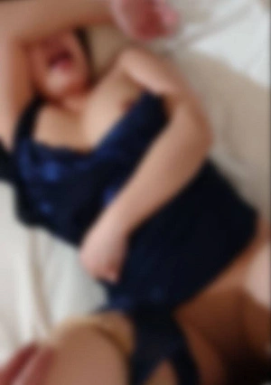 【個撮】むちむち爆女が寝ている間にオカしまくり