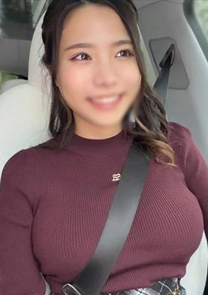 H-cup Busty, Convenient Masturbation Girlfriend, 32 Years Old, Part-time Worker, Living With Parents.