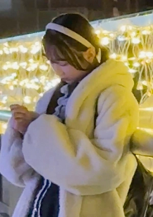 Tsubomi-chan Is A 19-year-old Vocational School Student. She Wanted To Focus On Her Studies And Couldn't Do Much Part-time Work, So She Bravely Took On The Challenge Of Filming A Sugar Daddy Sex Video Instead Lol.
