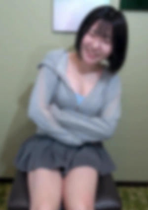 [First Shoot] A Girl With An Overwhelmingly Transparent Smile And Body. Her Fair-skinned G-cup Breasts Shake As She Is Intensely Thrust Into, And Her Highly Sensitive Body Repeatedly Reaches Orgasm, Moaning, It Feels Good, I'm Cumming! Making A Girl Who Loses All Reason And Moans Uncontrollably.