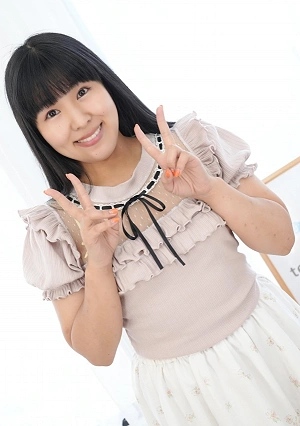 【無修正】純粋素朴ないちかちゃんをカメラの前で生ハメ中出し！