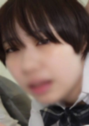 [First Time Filming] A Tomboyish 19-year-old Aspiring To Waseda University, Working Part-time At A Bakery, With Only One Previous Sexual Partner. Rich Cream Is Poured Onto Her Soft, Supple Skin, Which Has Little Experience.