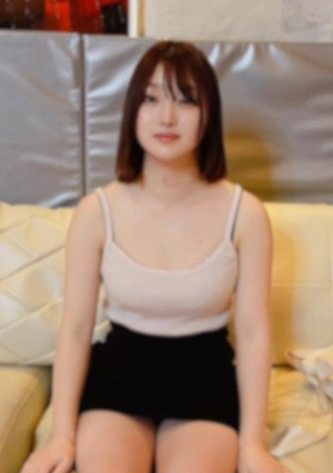 [First Shoot] Her Fair Skin And F-cup Breasts Are Irresistible!! Her Innocent Appearance Belies Her Incredibly Horny Nature, And I Got So Excited Watching Her Moan That I ***cummed Inside Her!!