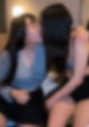 [3P Face Revealed] She Said She Was Scared To Go Out, So She Invited A Friend To The Hotel And We All Chatted! From The Everyday Conversation With The Beautiful Girl To The Harem 3P, My Masochistic Side Somehow Blossomed
