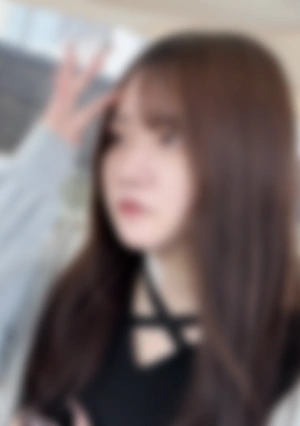 【初撮】恥ずかしがり屋な色白ムスメ。「一人しかいなくて」経験の少ない白肌ボディをオトナの巨根マラに膣奥まで教育されながら喘ぎ散らしガクガク痙攣。ぴちょマンコに大量中出し