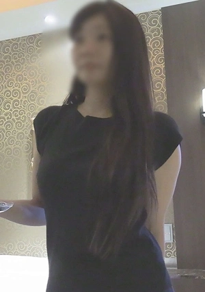 [個撮屋外セックス] 〈言いなり不倫妻〉「えっ！ここでするんですか？」街の片隅でエロ行為！ 人が来るかもしれない場所でフェラ＆セックス！興奮しまくり ホテルで中出しドピュー！！