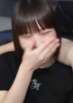 【初撮り】経験少ない１９歳音大生。低身長だけど背伸びしたいお年頃。年上オトコの固いチンポでわ.かいカラダを開拓ＳＥＸ。