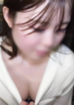 A Real 18-year-old With Fair Skin, Beautiful Breasts, And A Marshmallow-like Body Unleashes Her Sexual Desires. A Secret Overnight Sex Date.