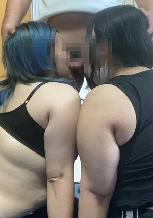 人妻教師のむ〇めと友達の３P　友達の方に中出ししましたｗｗ　オマケありです。