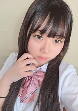 【無修正】完全初撮り～マジで18歳だから全てが初めて！！ちっちゃいオマンコに極太チンポを根元までぶち込んでやったぜ知らぬが仏の大量中出し！！_このみ18歳